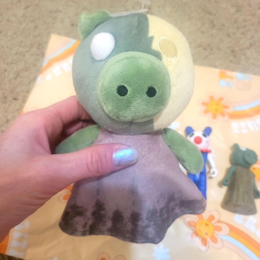 ROBLOX BUNDLE - Picture 2 of 4